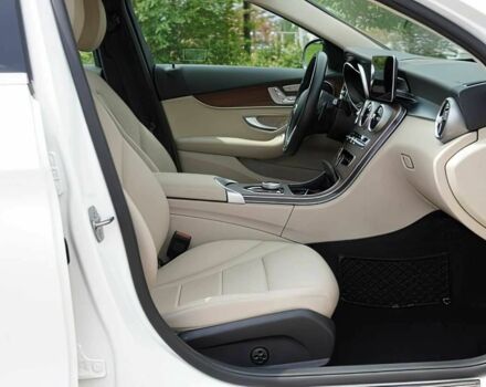 Білий Мерседес Ц-Клас, об'ємом двигуна 2 л та пробігом 44 тис. км за 14500 $, фото 10 на Automoto.ua