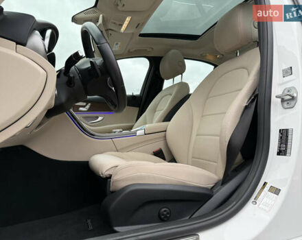 Белый Мерседес Ц-Класс, объемом двигателя 2 л и пробегом 97 тыс. км за 26999 $, фото 25 на Automoto.ua