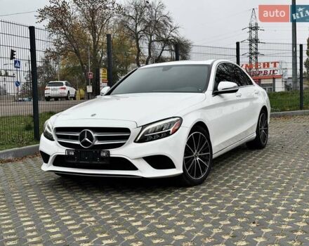 Білий Мерседес Ц-Клас, об'ємом двигуна 2 л та пробігом 40 тис. км за 30500 $, фото 3 на Automoto.ua