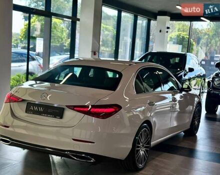 Білий Мерседес Ц-Клас, об'ємом двигуна 2 л та пробігом 30 тис. км за 39990 $, фото 43 на Automoto.ua