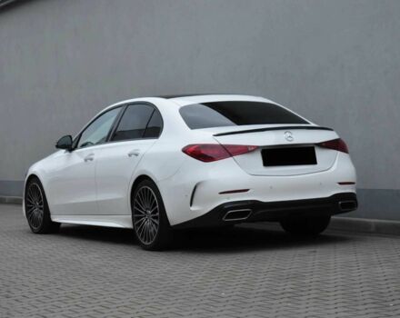 Белый Мерседес Ц-Класс, объемом двигателя 2 л и пробегом 65 тыс. км за 21000 $, фото 4 на Automoto.ua