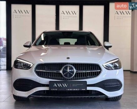 Білий Мерседес Ц-Клас, об'ємом двигуна 2 л та пробігом 30 тис. км за 39990 $, фото 1 на Automoto.ua