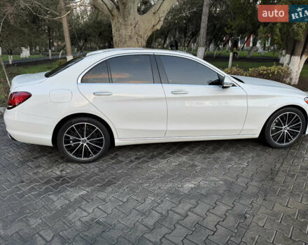 Білий Мерседес Ц-Клас, об'ємом двигуна 1.97 л та пробігом 40 тис. км за 27900 $, фото 5 на Automoto.ua