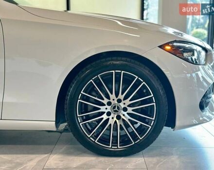 Білий Мерседес Ц-Клас, об'ємом двигуна 2 л та пробігом 30 тис. км за 39990 $, фото 4 на Automoto.ua