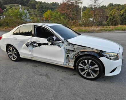 Білий Мерседес Ц-Клас, об'ємом двигуна 2 л та пробігом 70 тис. км за 8700 $, фото 1 на Automoto.ua