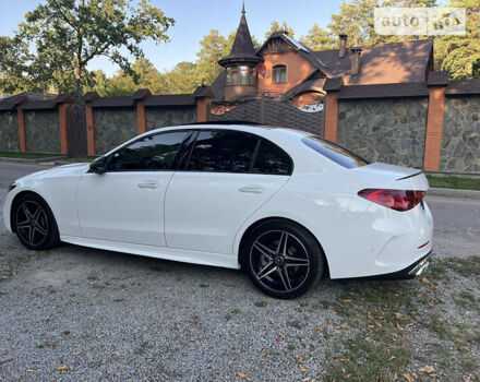 Білий Мерседес Ц-Клас, об'ємом двигуна 2 л та пробігом 9 тис. км за 46900 $, фото 4 на Automoto.ua