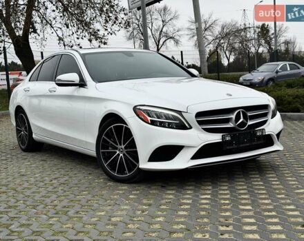 Білий Мерседес Ц-Клас, об'ємом двигуна 2 л та пробігом 40 тис. км за 30500 $, фото 1 на Automoto.ua