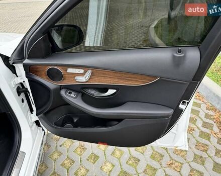 Білий Мерседес Ц-Клас, об'ємом двигуна 2 л та пробігом 40 тис. км за 30500 $, фото 11 на Automoto.ua