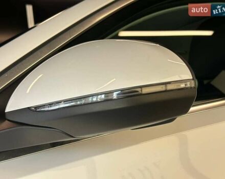 Білий Мерседес Ц-Клас, об'ємом двигуна 2 л та пробігом 36 тис. км за 39990 $, фото 11 на Automoto.ua