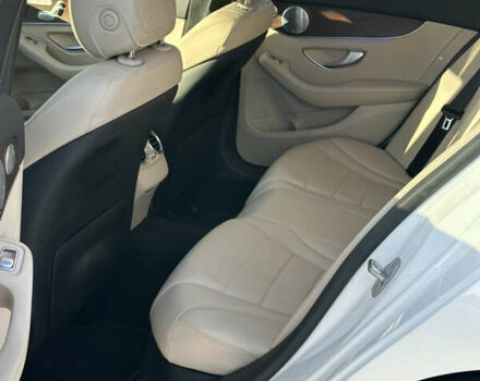 Белый Мерседес Ц-Класс, объемом двигателя 1.99 л и пробегом 84 тыс. км за 32500 $, фото 18 на Automoto.ua