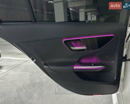 Мерседес Ц-Класс 2022 в Днепре (Днепропетровске) на Automoto.ua Белый Мерседес Ц-Класс, объемом двигателя 1.99 л и пробегом 30 тыс. км за 54000 $, фото 17 на Automoto.ua