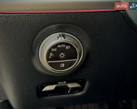 Білий Мерседес Ц-Клас, об'ємом двигуна 2 л та пробігом 25 тис. км за 40000 $, фото 33 на Automoto.ua