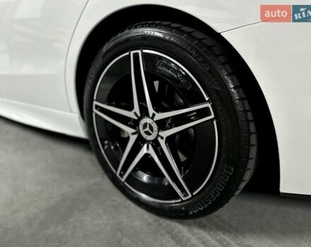 Білий Мерседес Ц-Клас, об'ємом двигуна 1.99 л та пробігом 30 тис. км за 54000 $, фото 7 на Automoto.ua