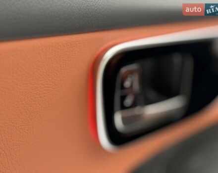 Білий Мерседес Ц-Клас, об'ємом двигуна 1.99 л та пробігом 5 тис. км за 53000 $, фото 27 на Automoto.ua