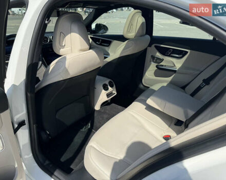 Білий Мерседес Ц-Клас, об'ємом двигуна 2 л та пробігом 8 тис. км за 41500 $, фото 45 на Automoto.ua