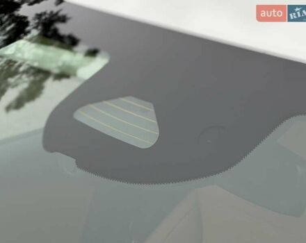 Білий Мерседес Ц-Клас, об'ємом двигуна 1.99 л та пробігом 5 тис. км за 53000 $, фото 10 на Automoto.ua