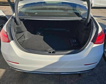 Белый Мерседес Ц-Класс, объемом двигателя 0 л и пробегом 33 тыс. км за 14000 $, фото 4 на Automoto.ua