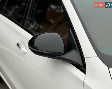 Білий Мерседес Ц-Клас, об'ємом двигуна 1.99 л та пробігом 5 тис. км за 53000 $, фото 12 на Automoto.ua