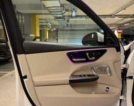 Белый Мерседес Ц-Класс, объемом двигателя 2 л и пробегом 10 тыс. км за 42000 $, фото 5 на Automoto.ua