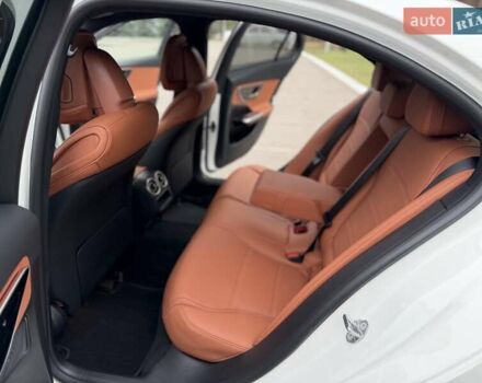 Білий Мерседес Ц-Клас, об'ємом двигуна 1.99 л та пробігом 5 тис. км за 53000 $, фото 28 на Automoto.ua