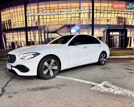 Білий Мерседес Ц-Клас, об'ємом двигуна 1.99 л та пробігом 5 тис. км за 58000 $, фото 1 на Automoto.ua
