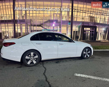 Білий Мерседес Ц-Клас, об'ємом двигуна 1.99 л та пробігом 5 тис. км за 58000 $, фото 2 на Automoto.ua