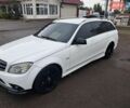 Білий Мерседес Ц-Клас, об'ємом двигуна 2.2 л та пробігом 305 тис. км за 7700 $, фото 6 на Automoto.ua