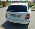 Білий Мерседес Ц-Клас, об'ємом двигуна 2.2 л та пробігом 307 тис. км за 10713 $, фото 3 на Automoto.ua