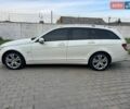 Белый Мерседес Ц-Класс, объемом двигателя 2.2 л и пробегом 300 тыс. км за 9300 $, фото 7 на Automoto.ua