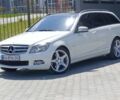 Белый Мерседес Ц-Класс, объемом двигателя 3 л и пробегом 303 тыс. км за 10300 $, фото 1 на Automoto.ua
