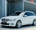 Білий Мерседес Ц-Клас, об'ємом двигуна 3 л та пробігом 350 тис. км за 10900 $, фото 2 на Automoto.ua