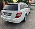 Белый Мерседес Ц-Класс, объемом двигателя 2.2 л и пробегом 300 тыс. км за 9300 $, фото 10 на Automoto.ua