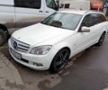 Белый Мерседес Ц-Класс, объемом двигателя 2.1 л и пробегом 360 тыс. км за 9300 $, фото 1 на Automoto.ua