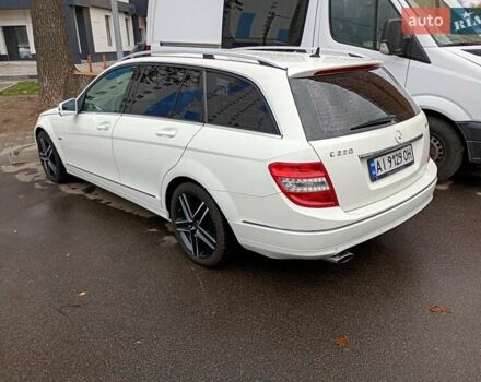 Белый Мерседес Ц-Класс, объемом двигателя 2.1 л и пробегом 360 тыс. км за 9300 $, фото 3 на Automoto.ua