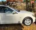 Мерседес Ц-Класс 2010 в Киеве на Automoto.ua Белый Мерседес Ц-Класс, объемом двигателя 2.1 л и пробегом 412 тыс. км за 8990 $, фото 11 на Automoto.ua