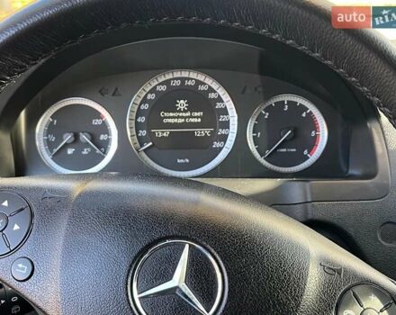 Мерседес Ц-Класс 2010 в Киеве на Automoto.ua Белый Мерседес Ц-Класс, объемом двигателя 2.1 л и пробегом 412 тыс. км за 8990 $, фото 21 на Automoto.ua