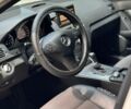 Белый Мерседес Ц-Класс, объемом двигателя 2.14 л и пробегом 260 тыс. км за 10800 $, фото 12 на Automoto.ua