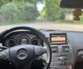 Белый Мерседес Ц-Класс, объемом двигателя 2.14 л и пробегом 260 тыс. км за 10800 $, фото 6 на Automoto.ua