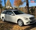 Мерседес Ц-Класс 2010 в Киеве на Automoto.ua Белый Мерседес Ц-Класс, объемом двигателя 2.1 л и пробегом 412 тыс. км за 8990 $, фото 3 на Automoto.ua
