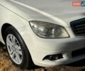 Мерседес Ц-Класс 2010 в Киеве на Automoto.ua Белый Мерседес Ц-Класс, объемом двигателя 2.1 л и пробегом 412 тыс. км за 8990 $, фото 1 на Automoto.ua