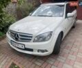 Білий Мерседес Ц-Клас, об'ємом двигуна 2.14 л та пробігом 182 тис. км за 10000 $, фото 2 на Automoto.ua
