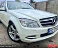 Белый Мерседес Ц-Класс, объемом двигателя 2.1 л и пробегом 250 тыс. км за 9650 $, фото 1 на Automoto.ua