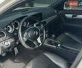 Белый Мерседес Ц-Класс, объемом двигателя 2.14 л и пробегом 337 тыс. км за 9000 $, фото 6 на Automoto.ua
