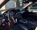 Белый Мерседес Ц-Класс, объемом двигателя 2.1 л и пробегом 312 тыс. км за 12200 $, фото 4 на Automoto.ua