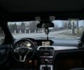 Белый Мерседес Ц-Класс, объемом двигателя 2.1 л и пробегом 322 тыс. км за 10400 $, фото 5 на Automoto.ua