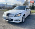 Белый Мерседес Ц-Класс, объемом двигателя 2.2 л и пробегом 270 тыс. км за 10800 $, фото 1 на Automoto.ua