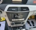 Белый Мерседес Ц-Класс, объемом двигателя 2.2 л и пробегом 363 тыс. км за 12790 $, фото 13 на Automoto.ua
