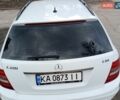 Белый Мерседес Ц-Класс, объемом двигателя 2 л и пробегом 278 тыс. км за 9550 $, фото 8 на Automoto.ua