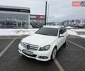 Белый Мерседес Ц-Класс, объемом двигателя 2.14 л и пробегом 255 тыс. км за 10500 $, фото 1 на Automoto.ua