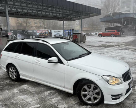 Білий Мерседес Ц-Клас, об'ємом двигуна 2.1 л та пробігом 273 тис. км за 9600 $, фото 6 на Automoto.ua
